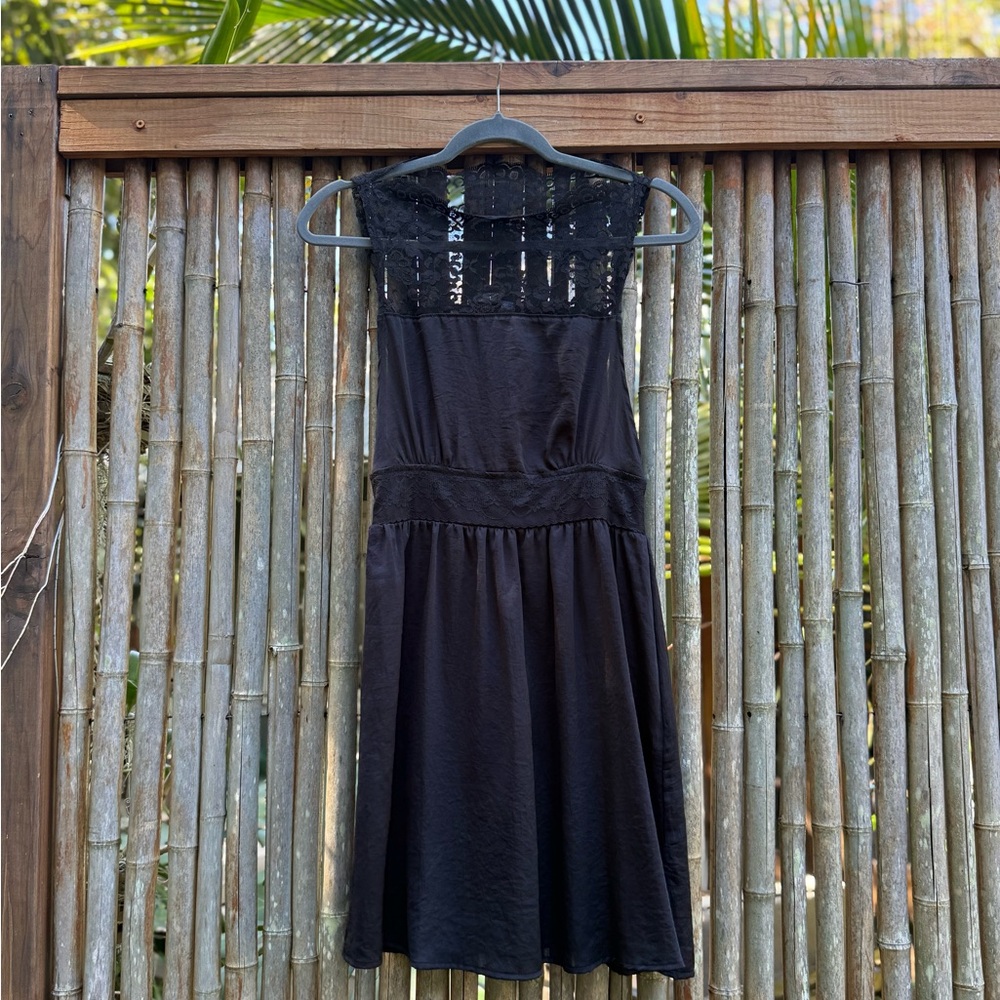 Free people black small dress‎